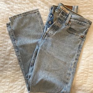 Levi’s wedgie straight 25